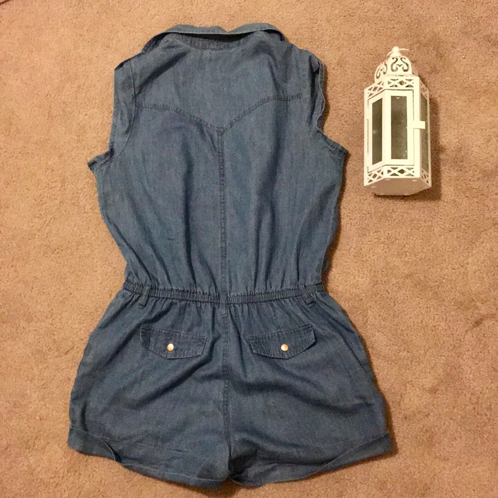 Jumpsuit. - Picture 2 of 3